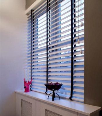 Modern wooden Venetian blinds with custom fitting